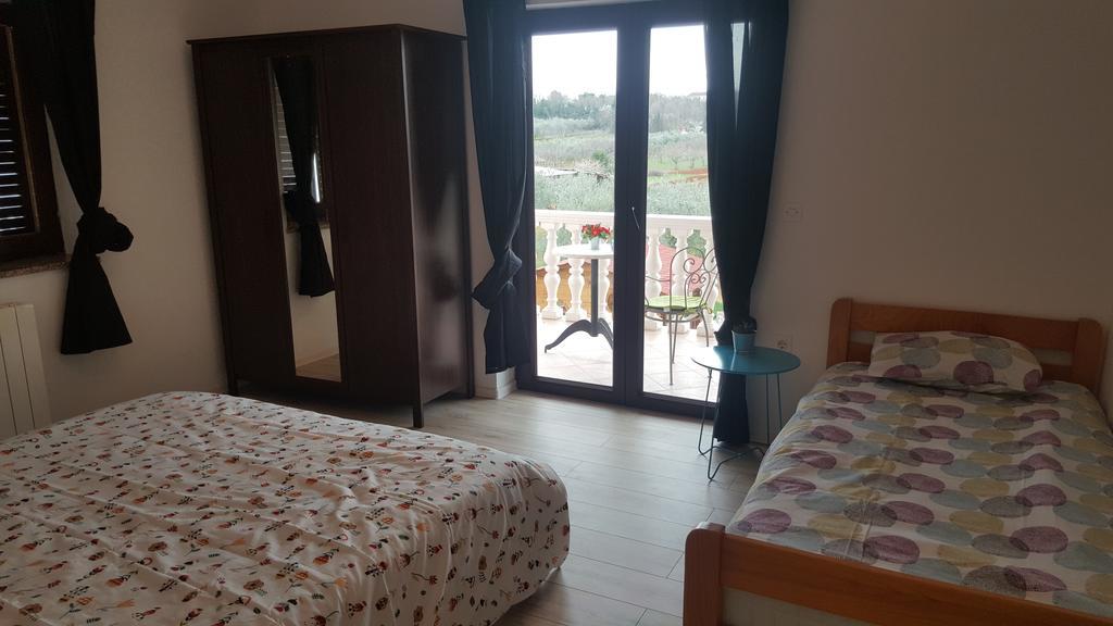Apartments Sorgo Novigrad Istria Exterior foto